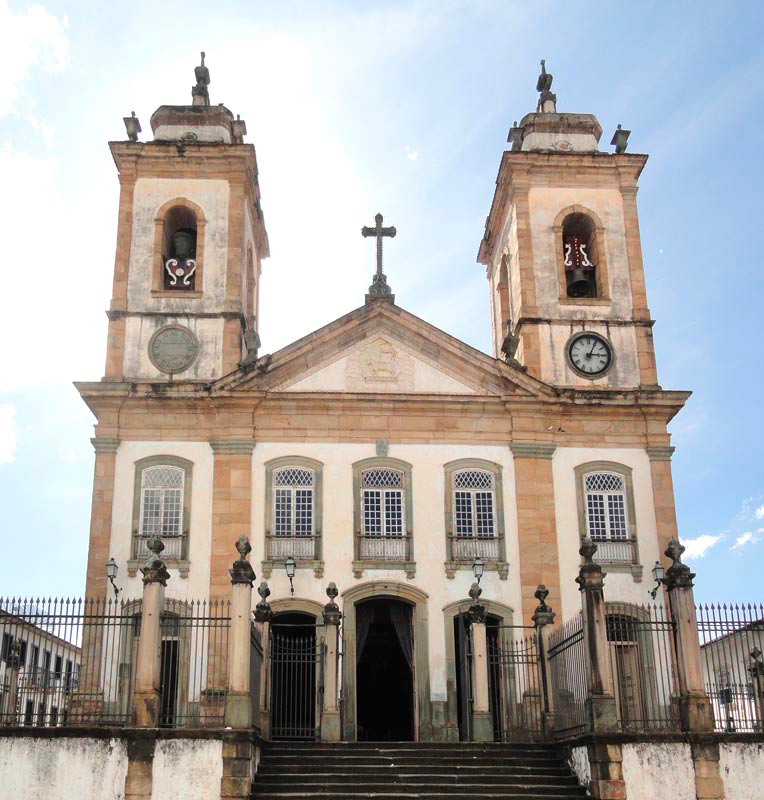 Foto da Frente da Catedral Basilica de Nossa Senhora do Pilar